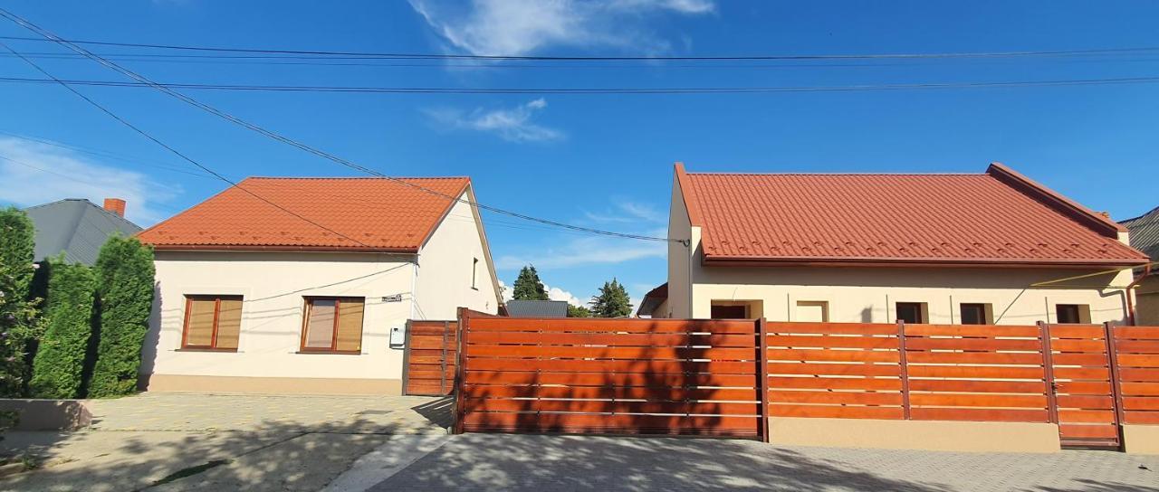Bereg-Travel Hotel Luaran gambar