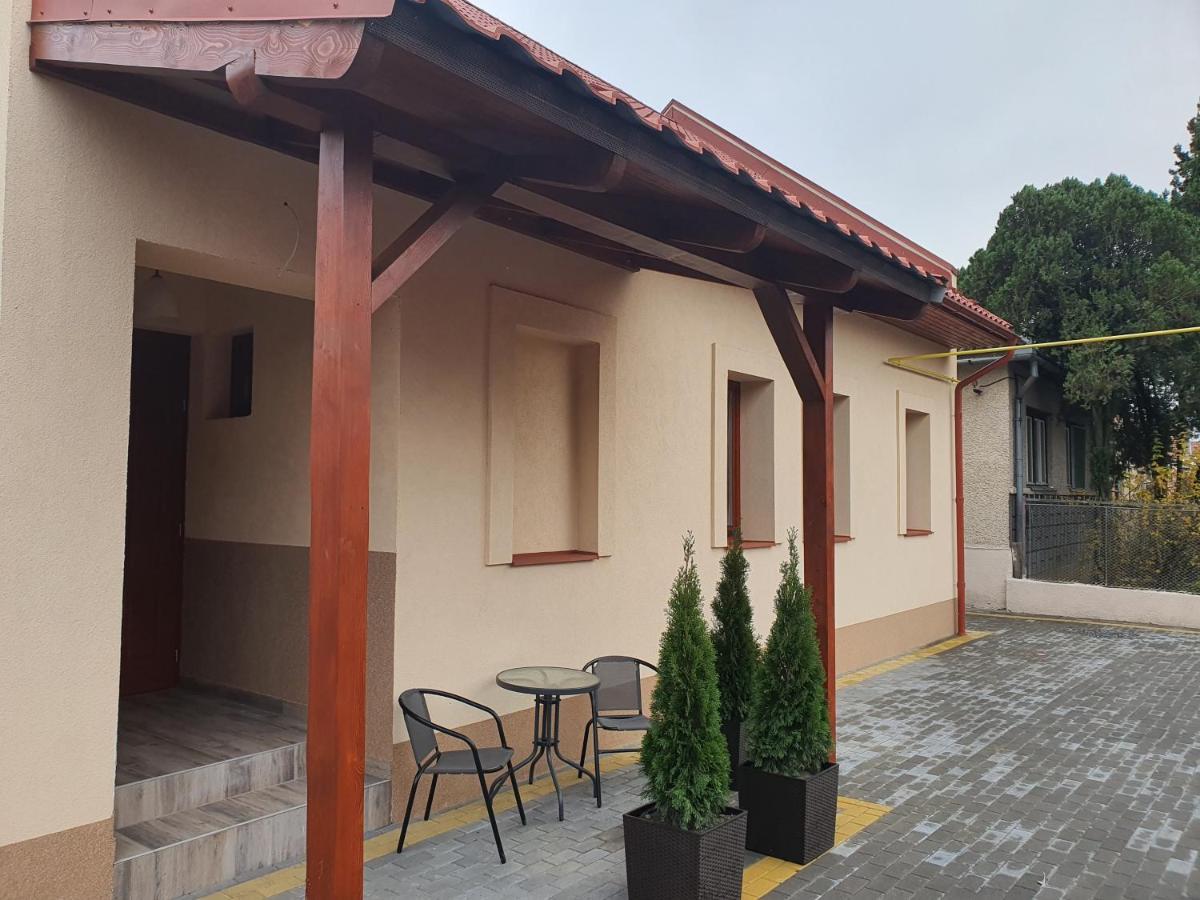Bereg-Travel Hotel Luaran gambar
