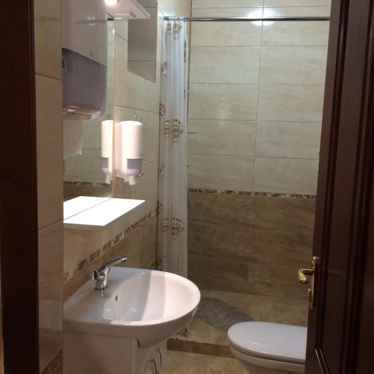 Bereg-Travel Hotel Luaran gambar